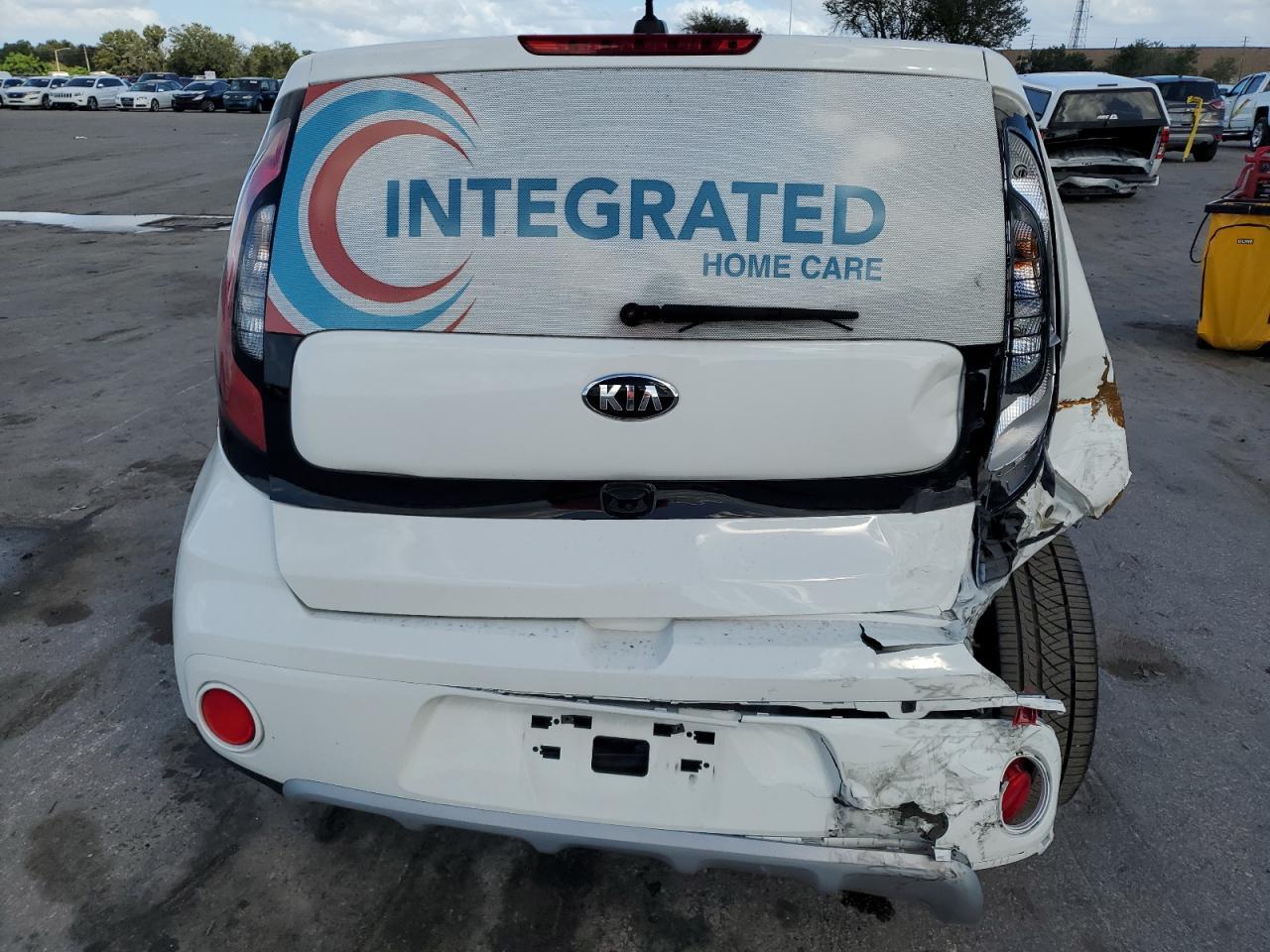 2019 KIA SOUL + - Image 6
