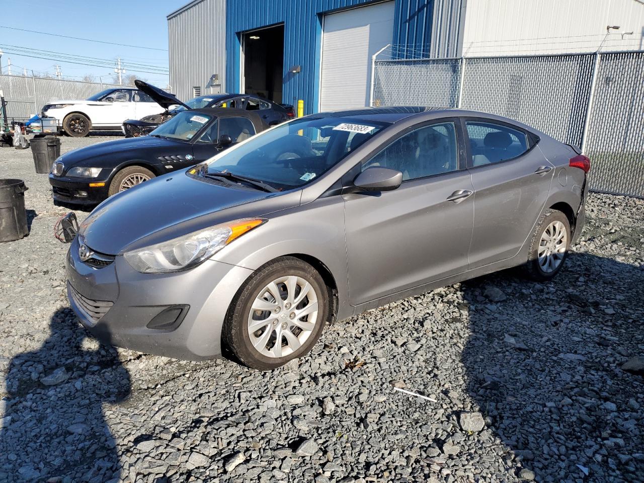 2013 HYUNDAI ELANTRA GL