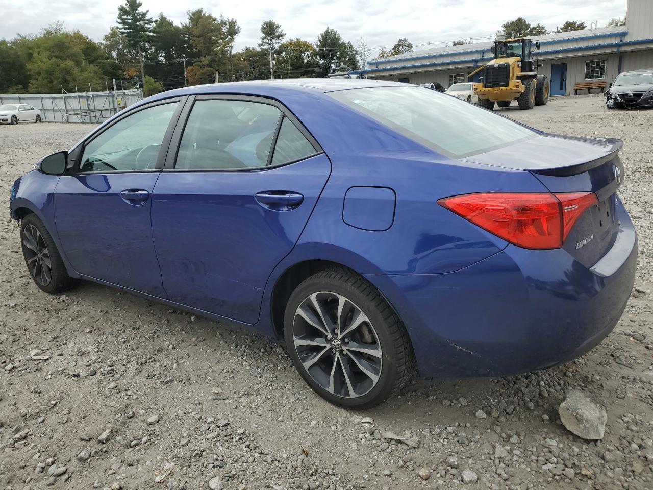 2018 TOYOTA COROLLA L - Фото 2