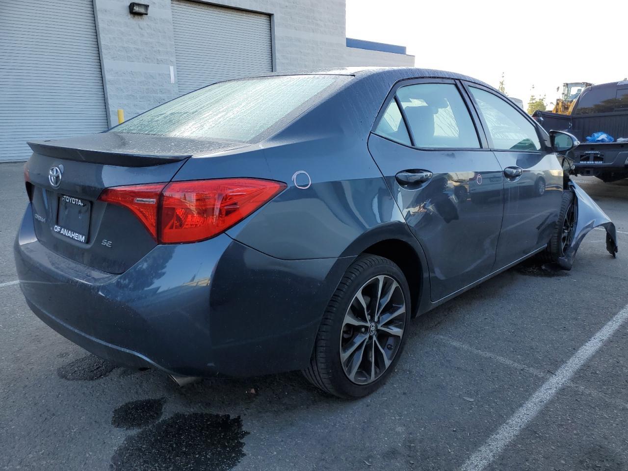 2018 TOYOTA COROLLA L - Image 3