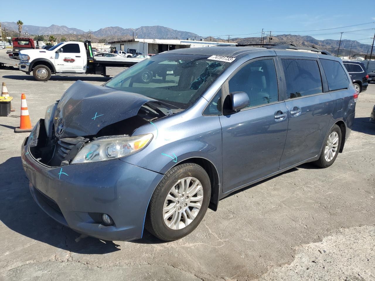 2014 TOYOTA SIENNA XLE car image