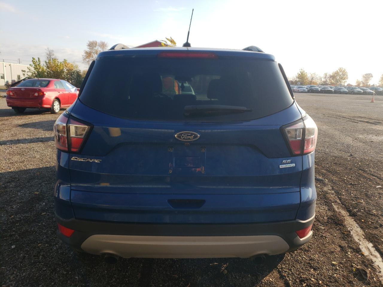 2017 FORD ESCAPE SE - Фото 6