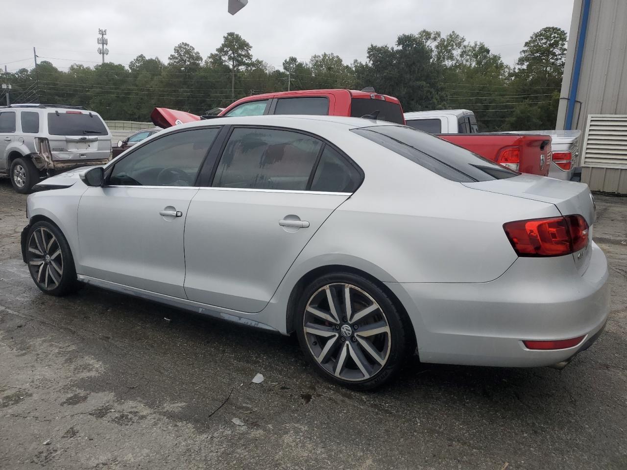 2013 VOLKSWAGEN JETTA GLI - Фото 2