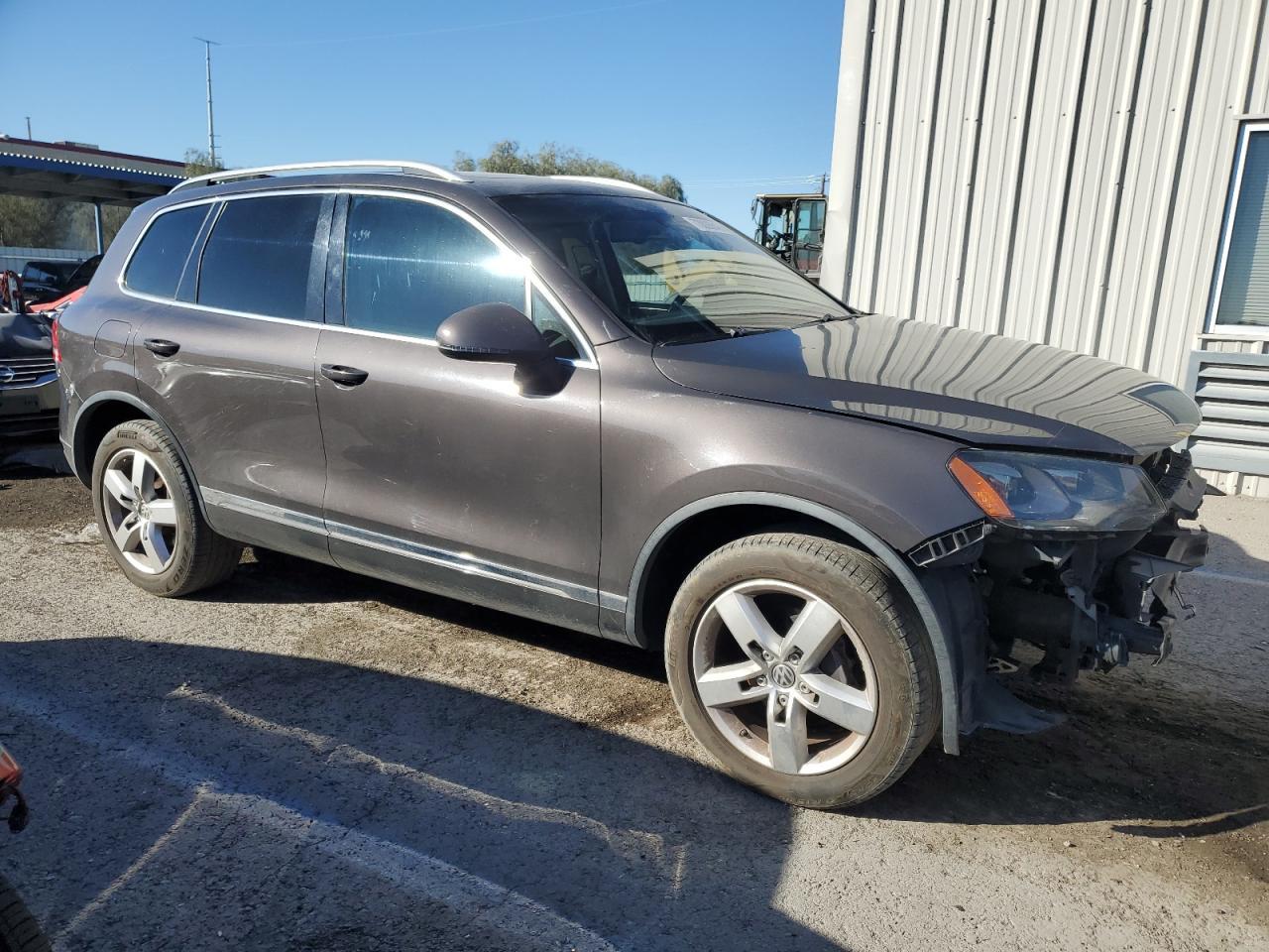 2012 VOLKSWAGEN TOUAREG V6 - Image 4