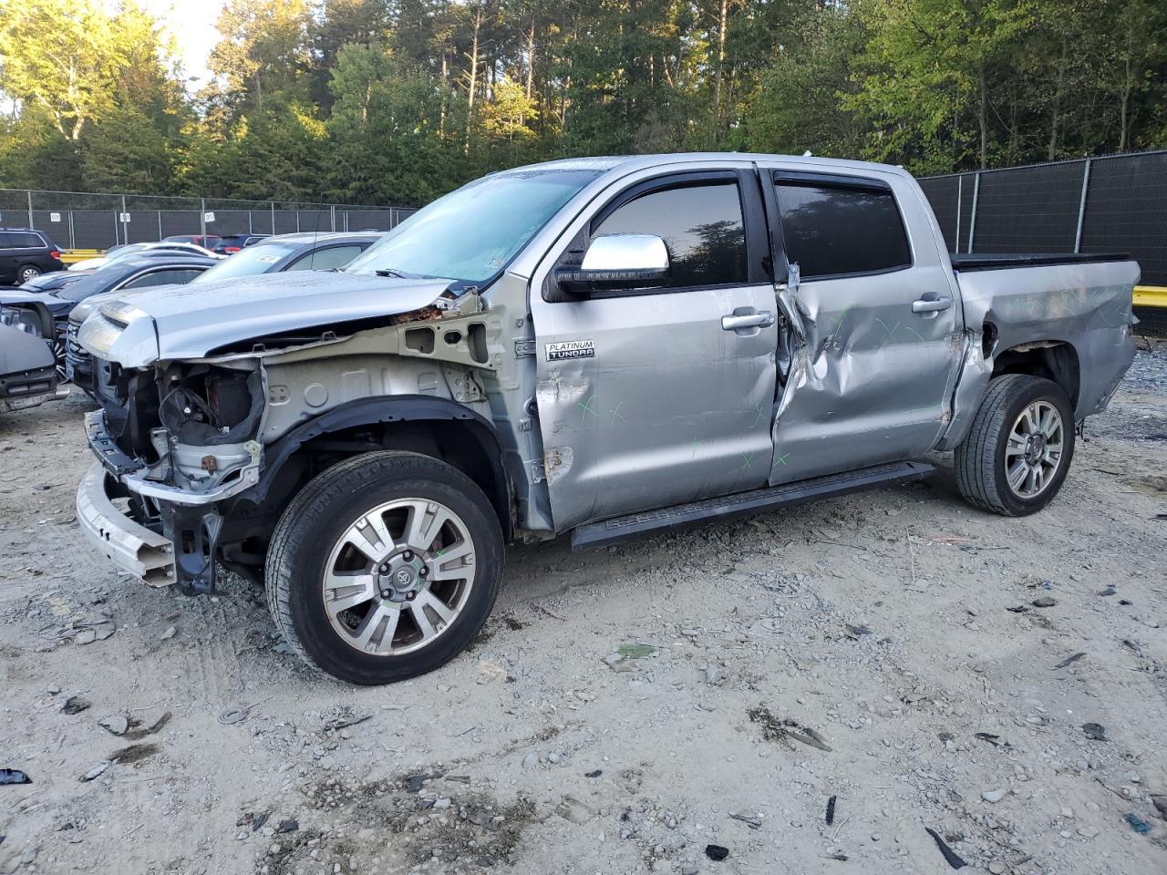 2014 TOYOTA TUNDRA CRE