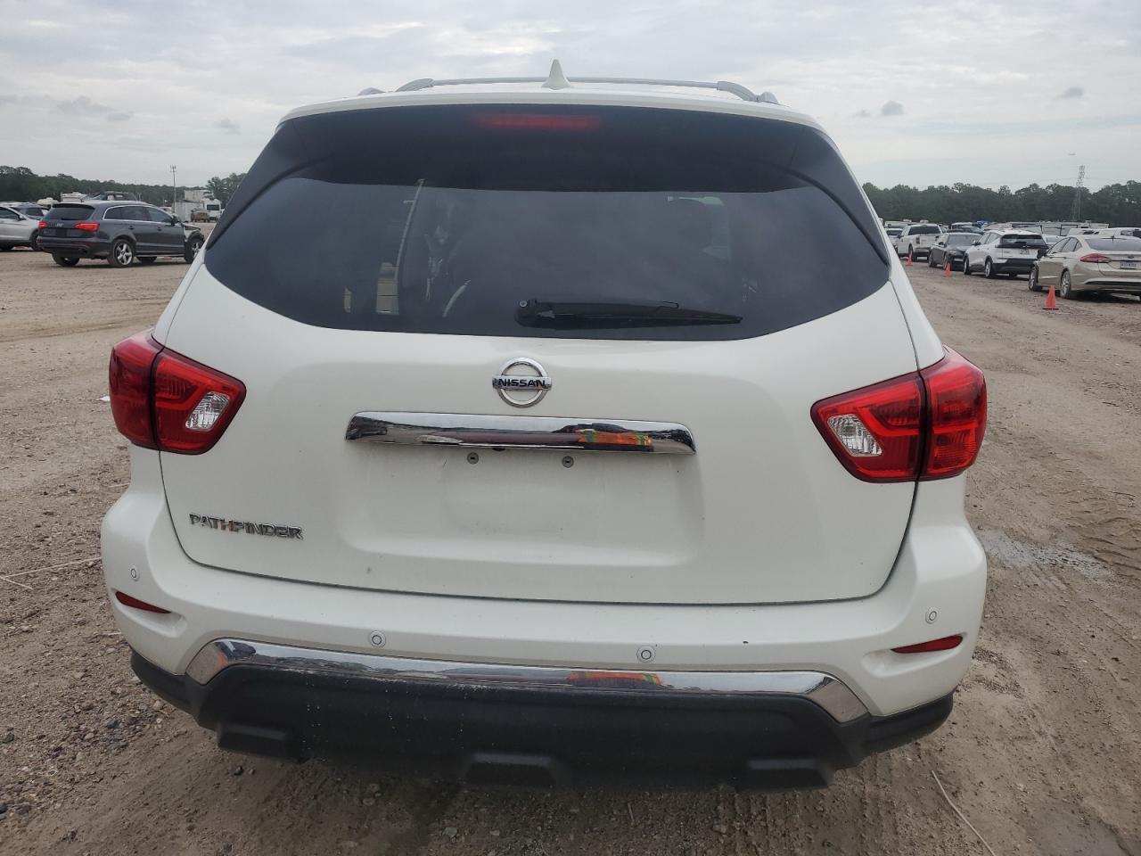 2019 NISSAN PATHFINDER - Image 6