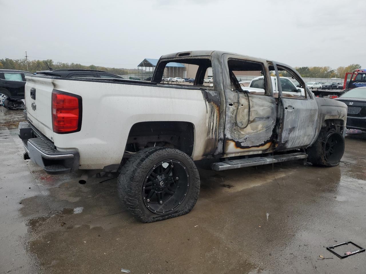 2016 CHEVROLET SILVERADO - Фото 3