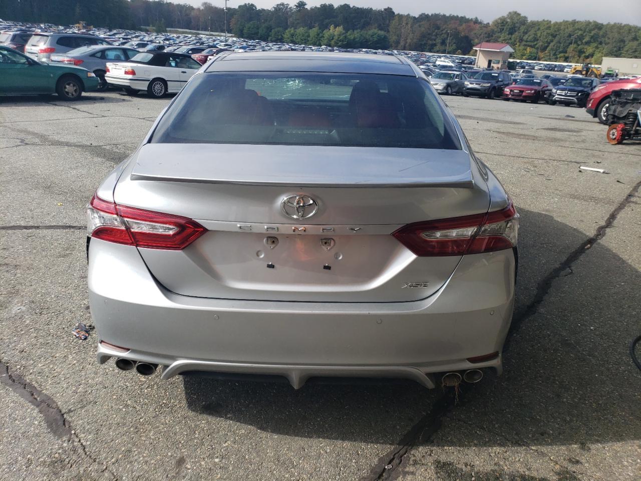 2018 TOYOTA CAMRY XSE - Image 6
