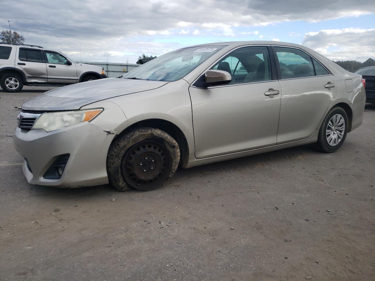 2014 TOYOTA CAMRY L