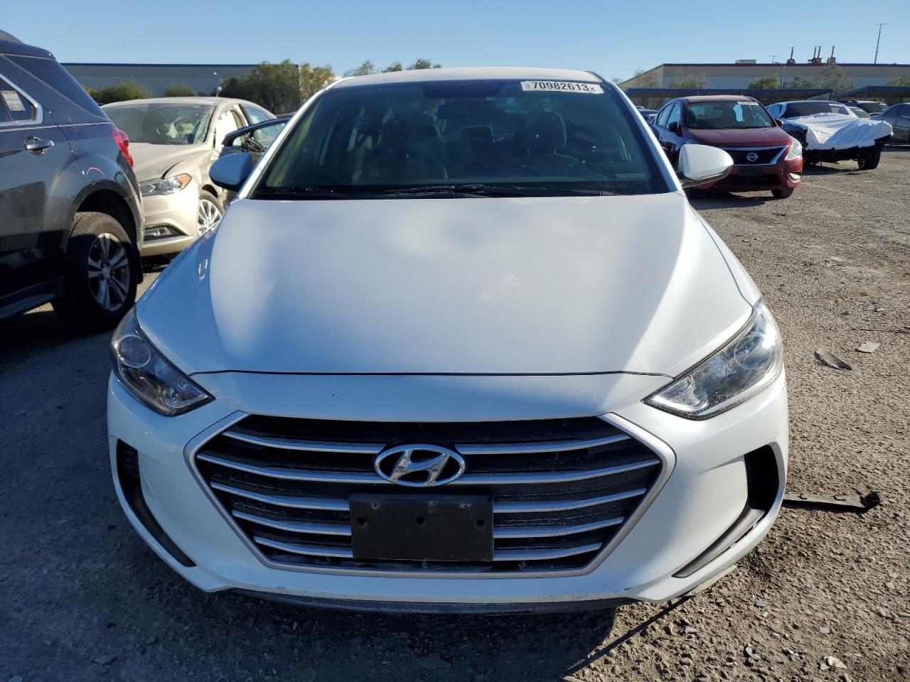 2018 HYUNDAI ELANTRA SE - Image 5