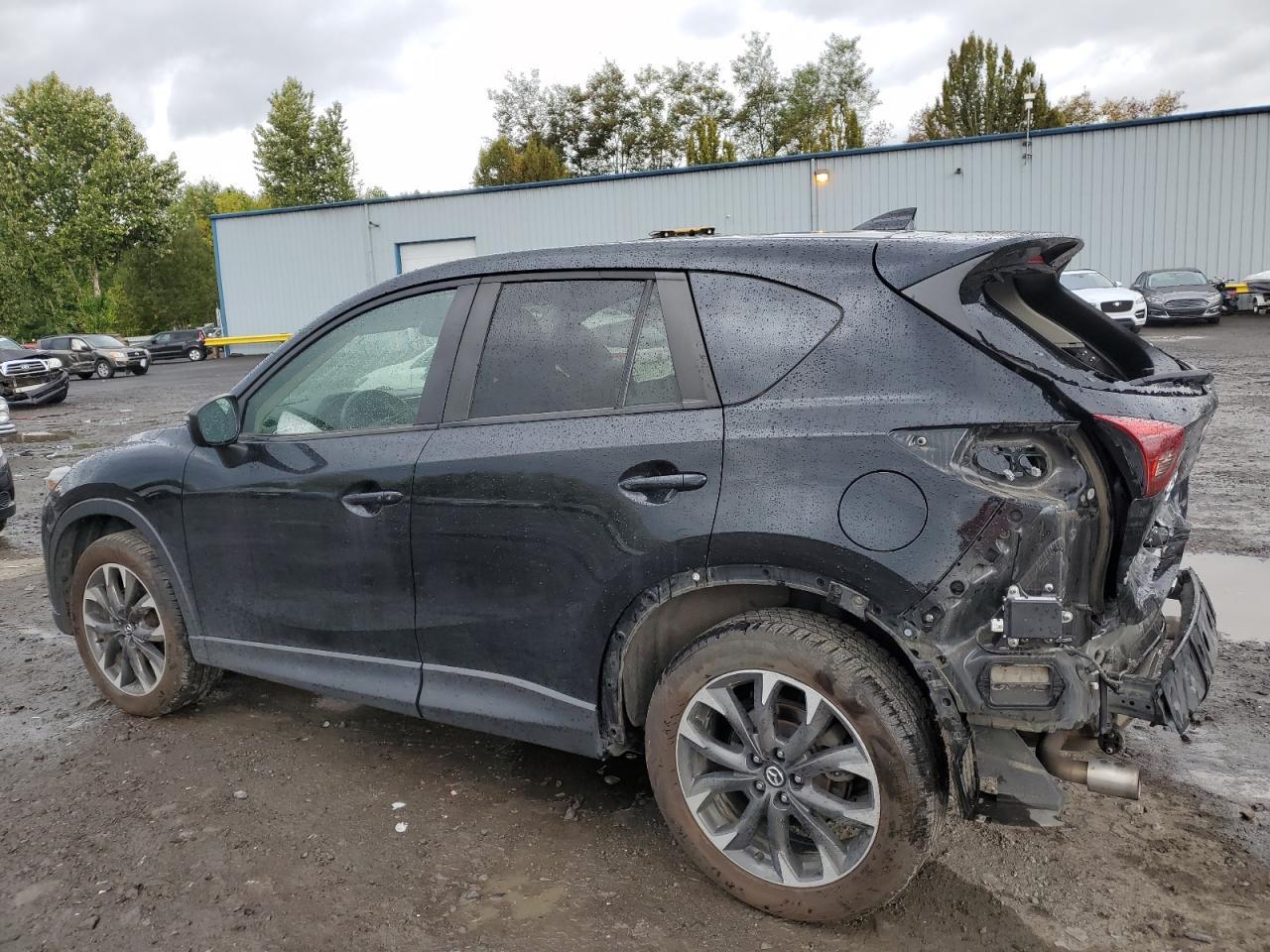 2016 MAZDA CX-5 GT - Image 2