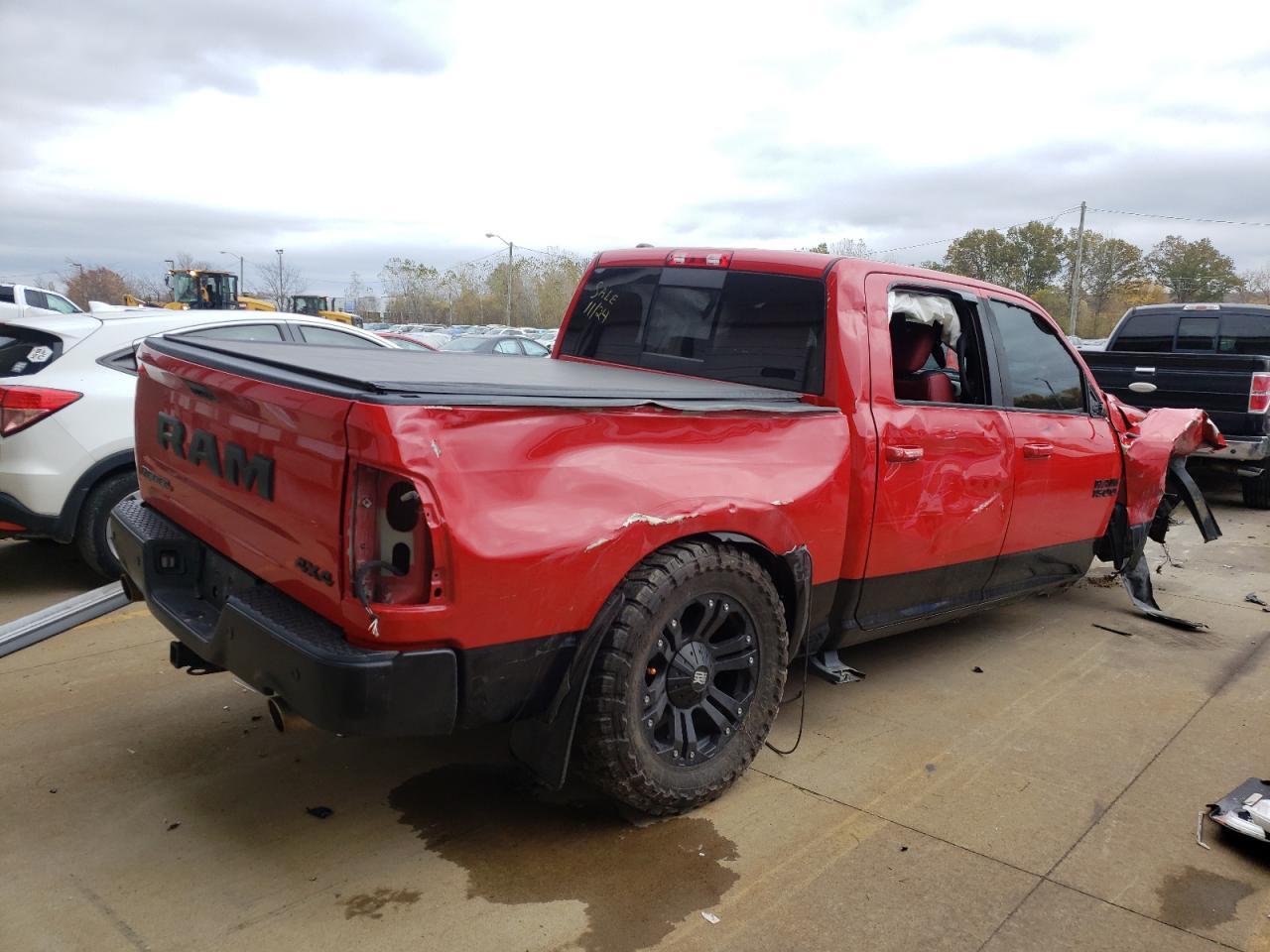 2017 RAM 1500 REBEL - Фото 3