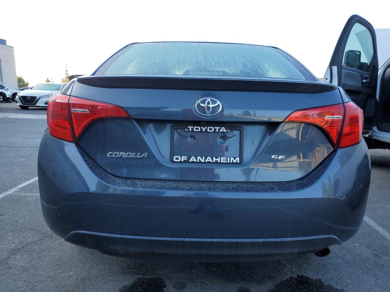 2018 TOYOTA COROLLA L - Image 6