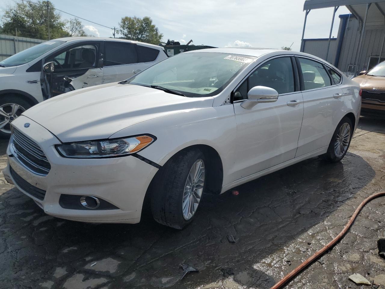 2014 FORD FUSION SE