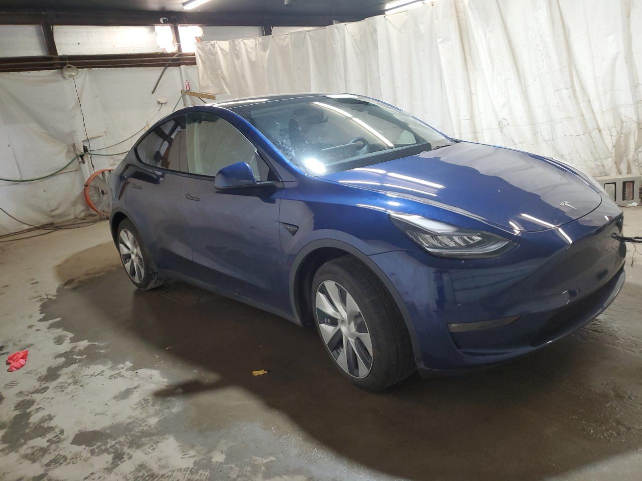 2022 TESLA MODEL Y - Image 4