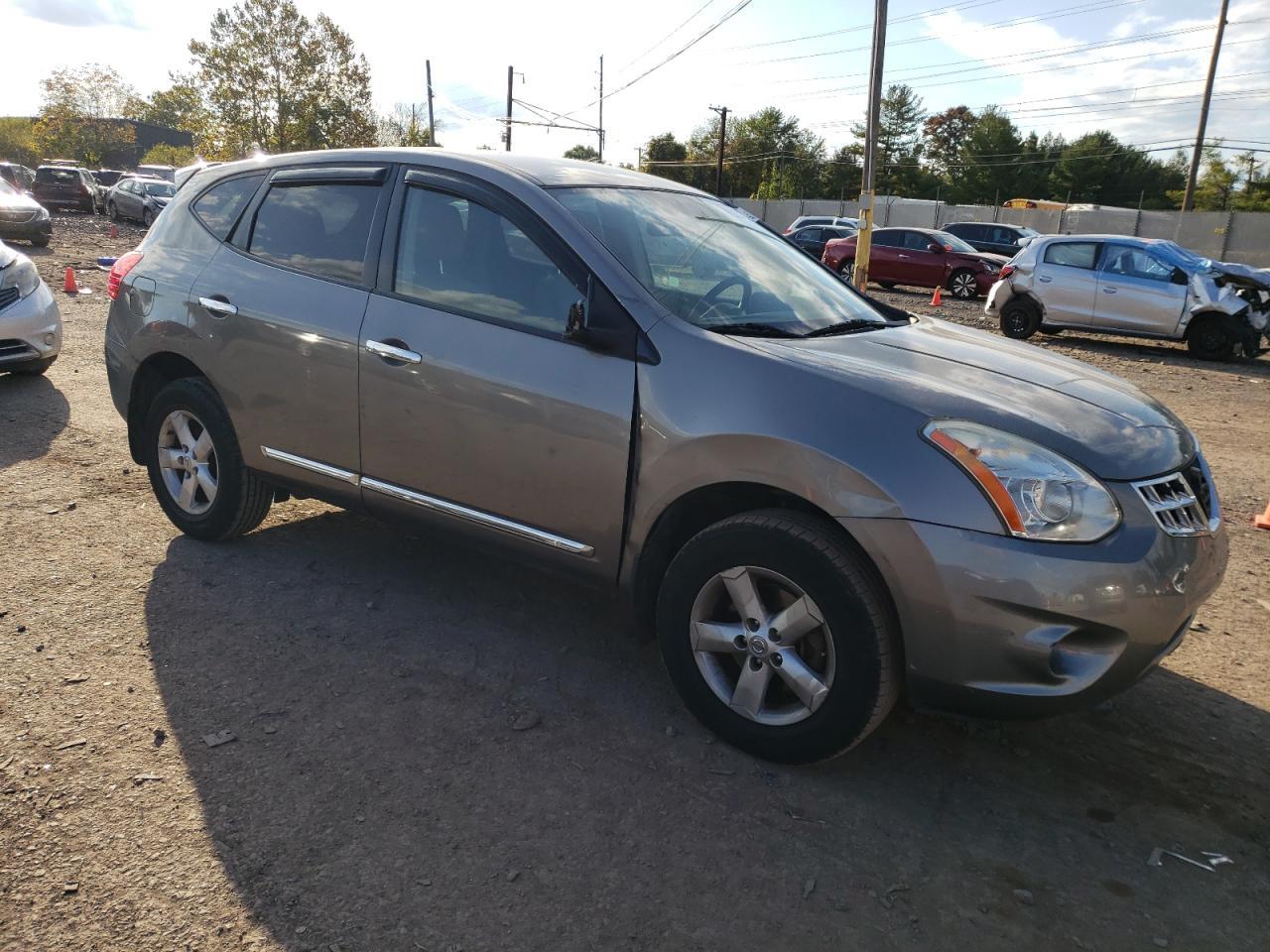 2013 NISSAN ROGUE S - Image 4