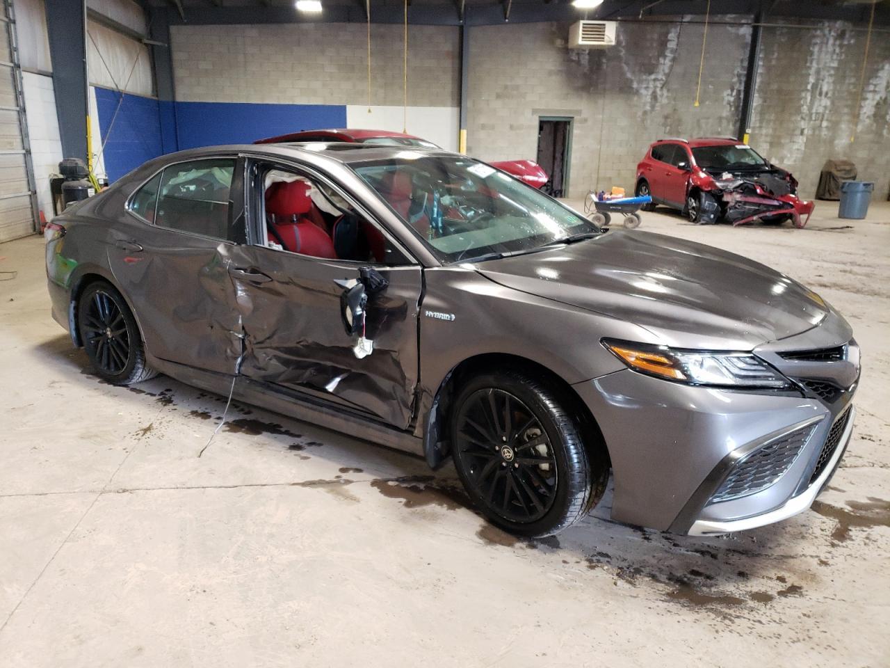 2021 TOYOTA CAMRY XSE - Фото 4
