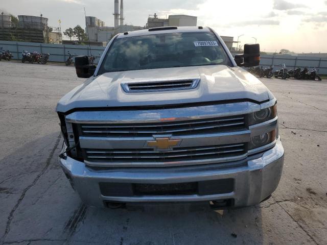 2018 Chevrolet Silverado K2500 Heavy Duty - Image 5
