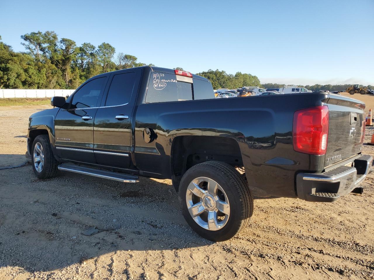 2018 CHEVROLET SILVERADO - Фото 2