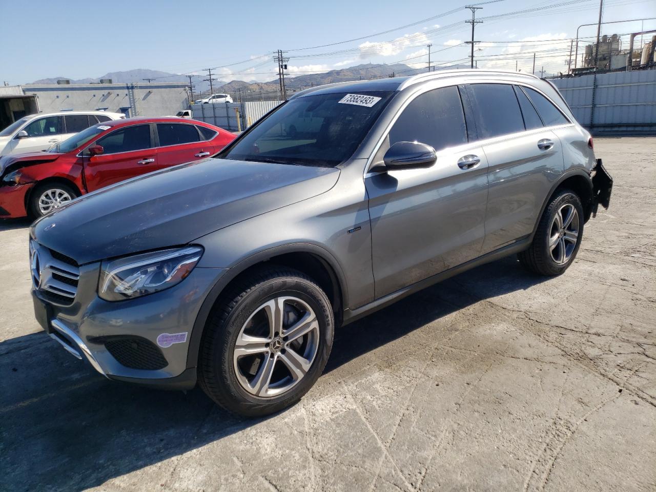 2019 MERCEDES-BENZ GLC 350E car image