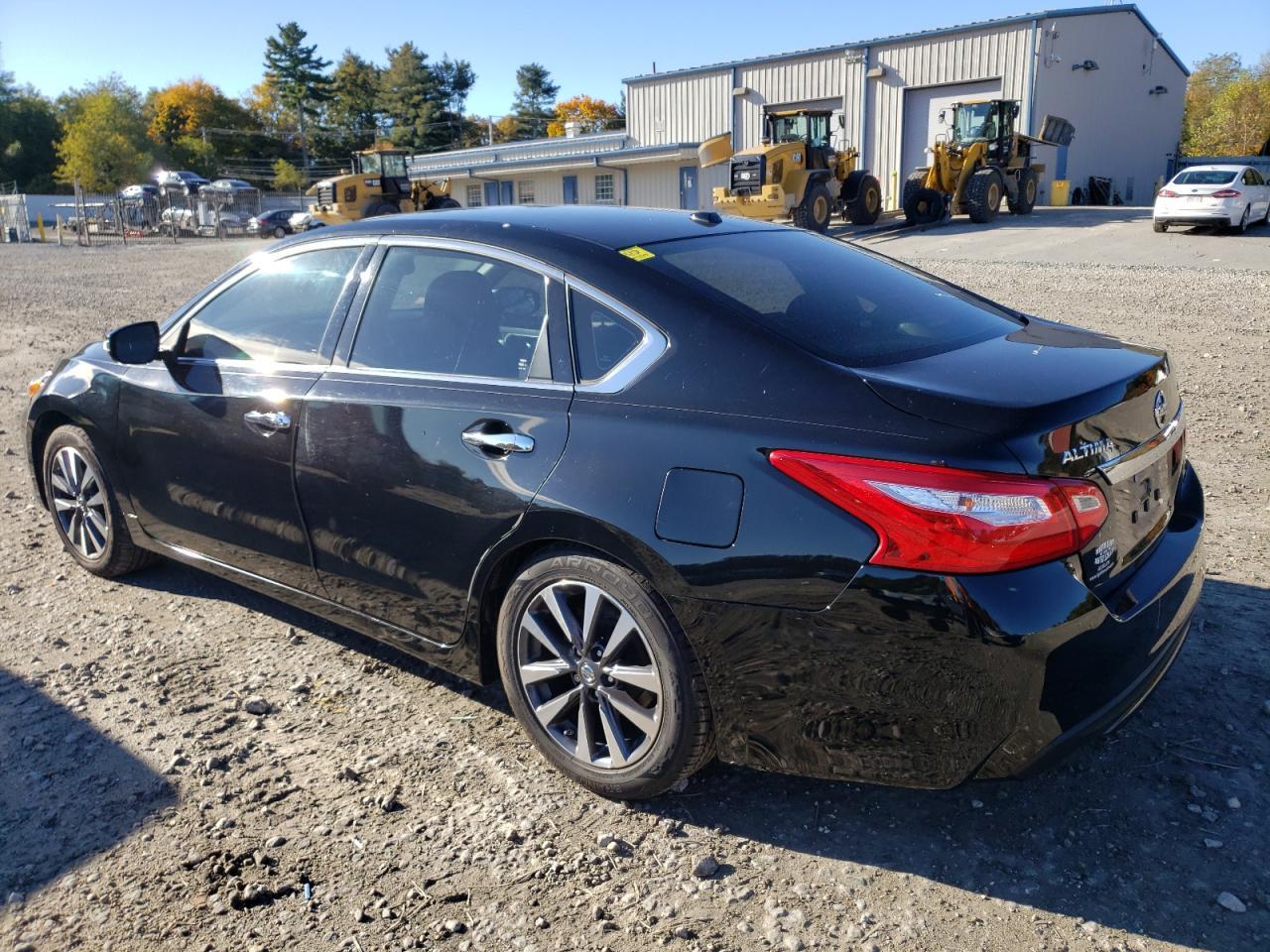2017 NISSAN ALTIMA 2.5 - Фото 2