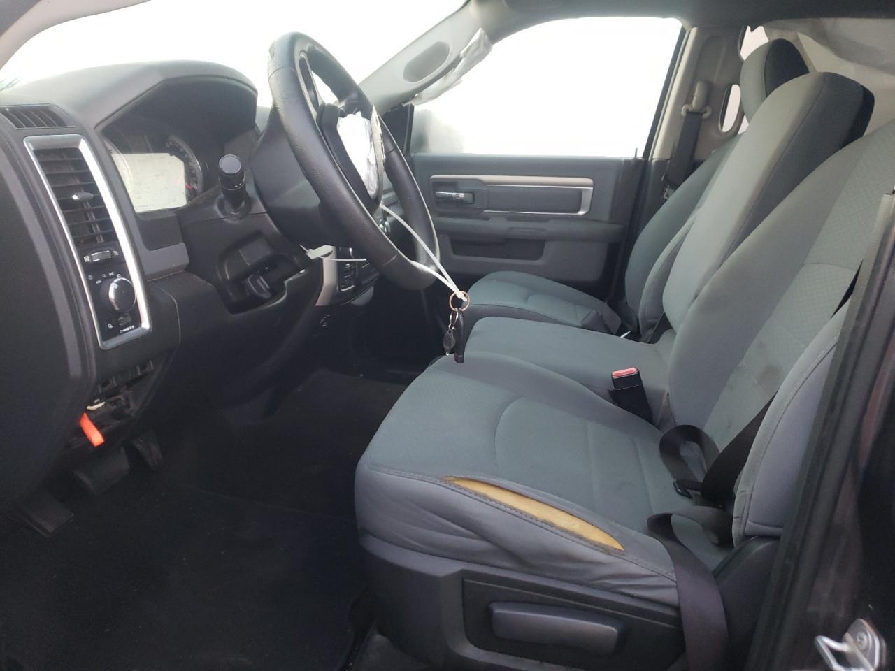 2017 RAM 1500 SLT - Image 7
