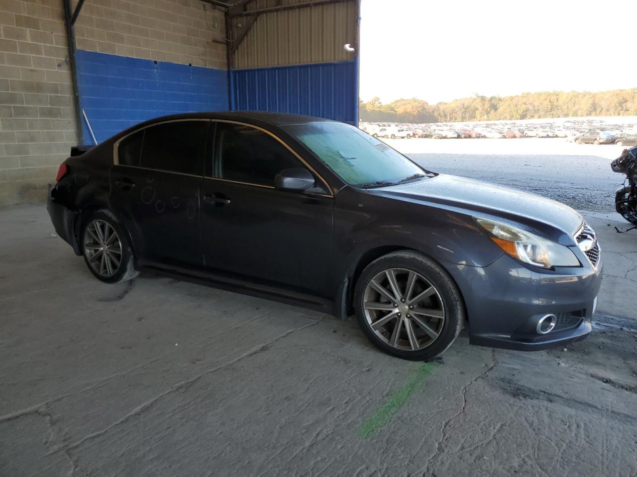 2014 SUBARU LEGACY 2.5 - Image 4