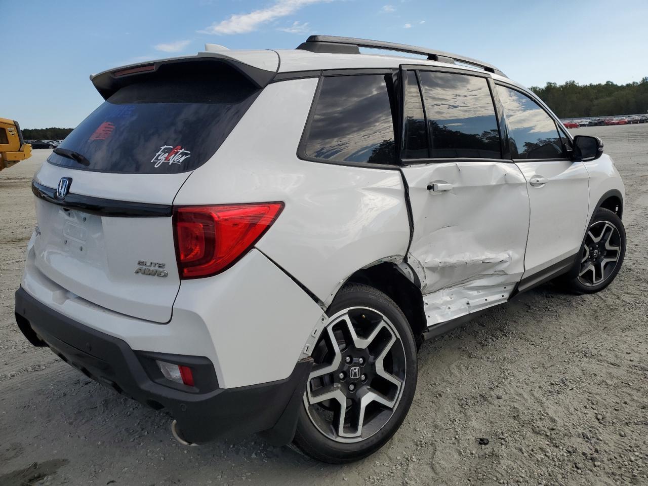 2023 HONDA PASSPORT E - Image 3