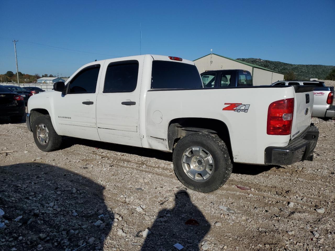 2013 CHEVROLET SILVERADO - Image 2