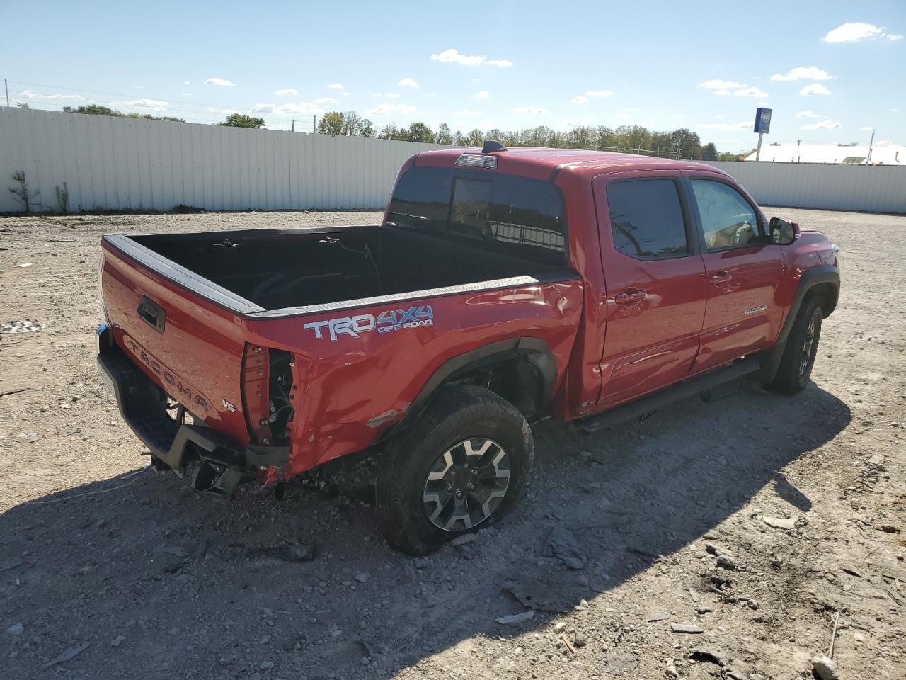 2023 TOYOTA TACOMA DOU - Фото 3