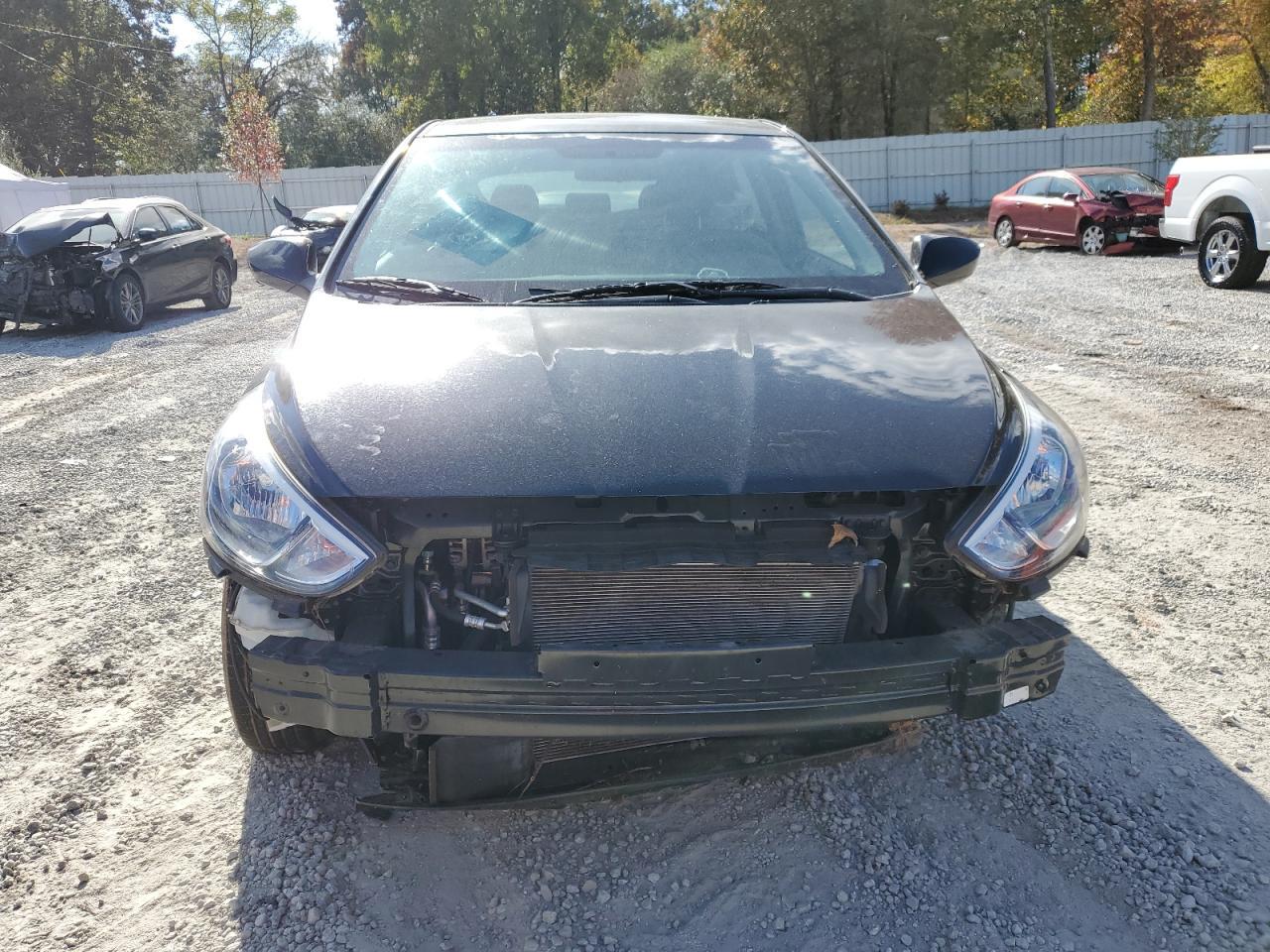 2017 HYUNDAI ACCENT SE - Image 5