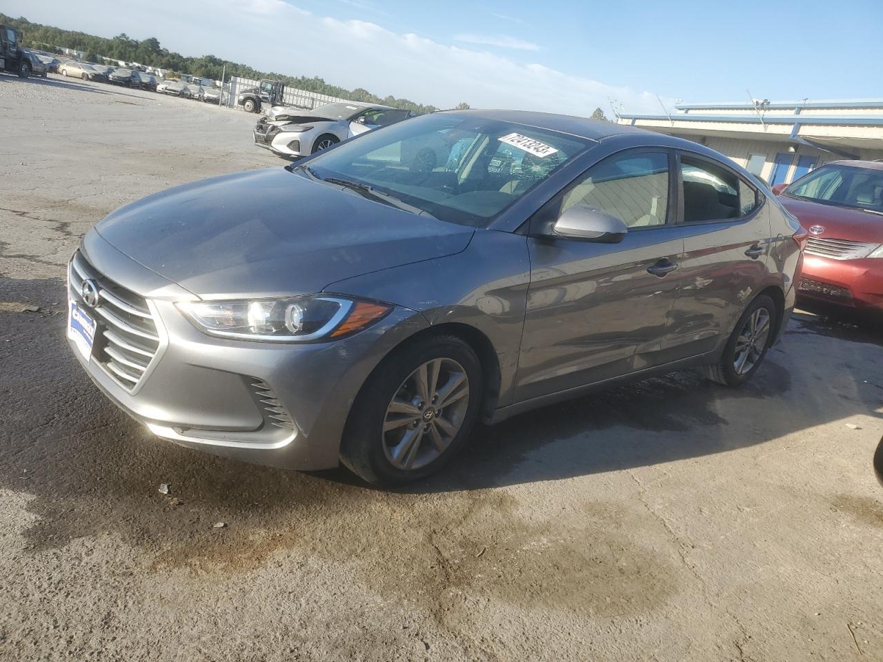 2018 HYUNDAI ELANTRA SE