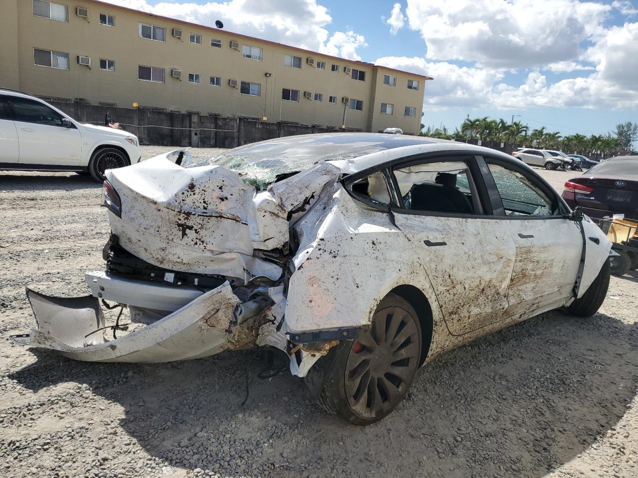 2023 TESLA MODEL 3 - Фото 3