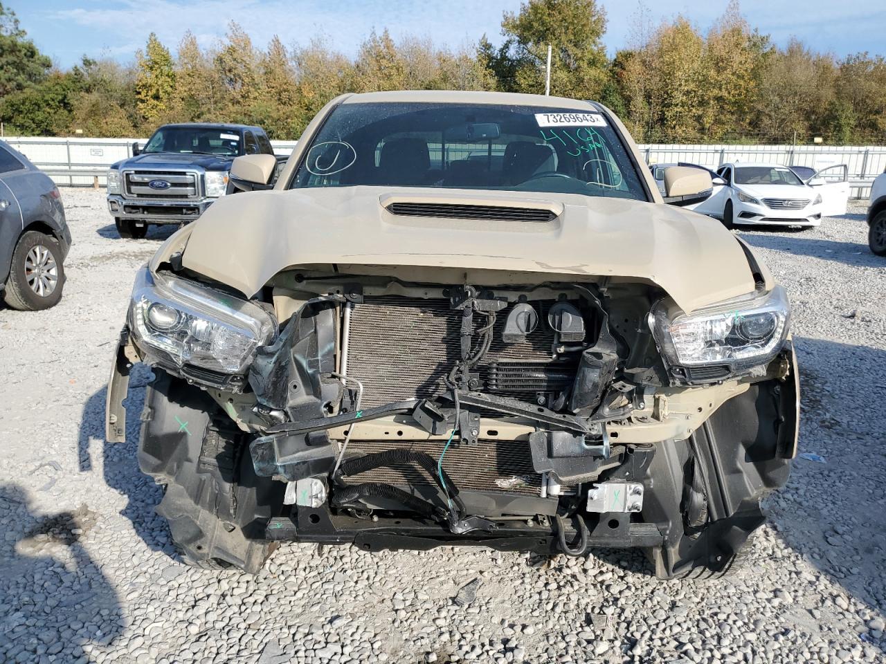 2017 TOYOTA TACOMA DOU - Фото 5