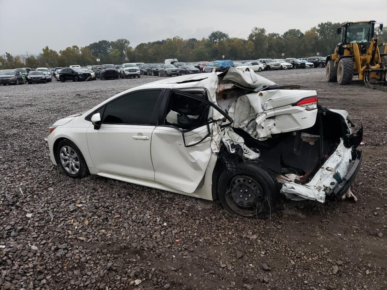 2021 TOYOTA COROLLA LE - Фото 2