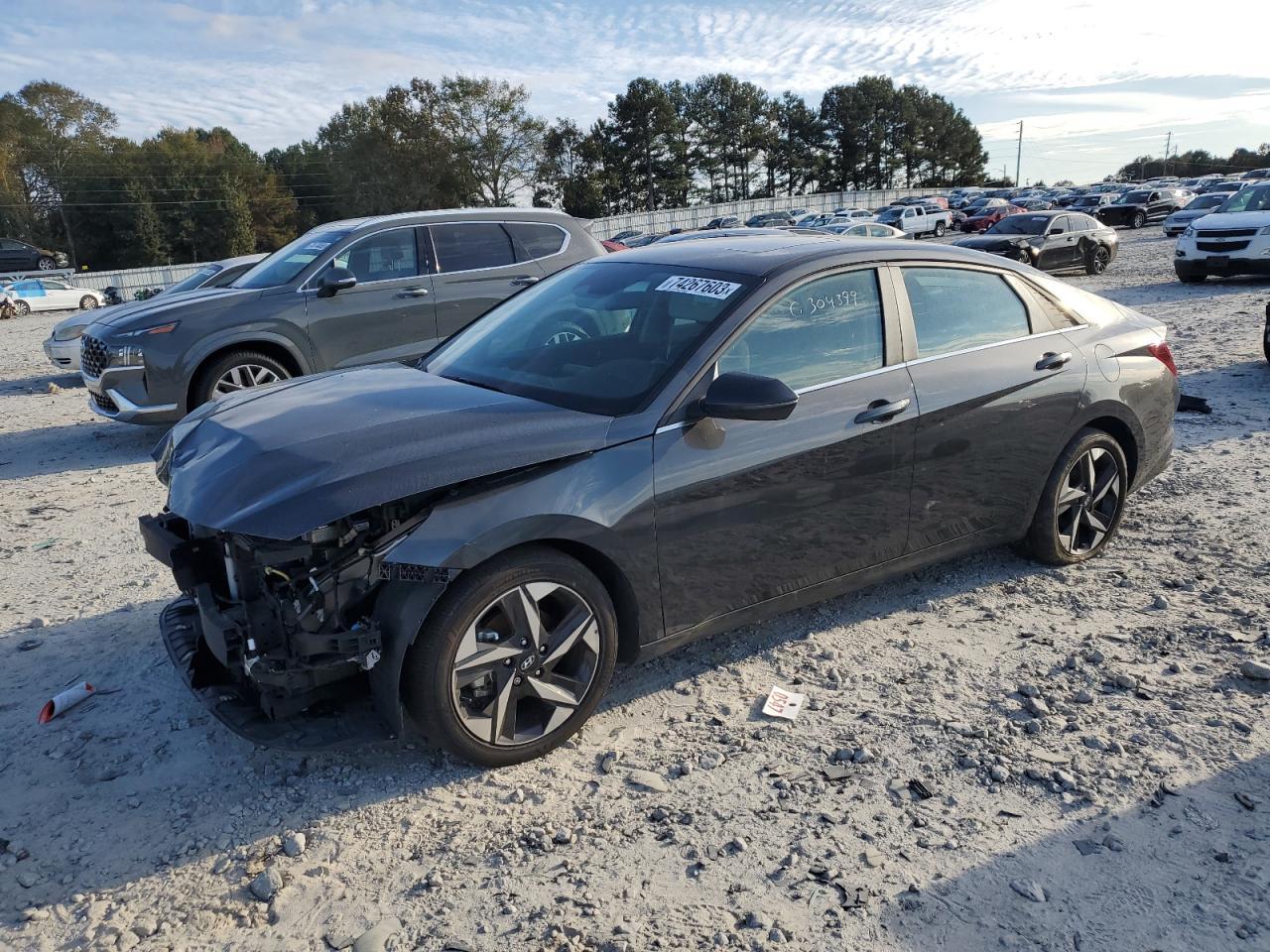 2022 HYUNDAI ELANTRA SE
