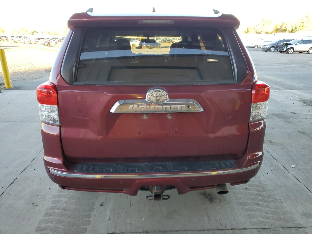 2011 TOYOTA 4RUNNER SR - Image 6