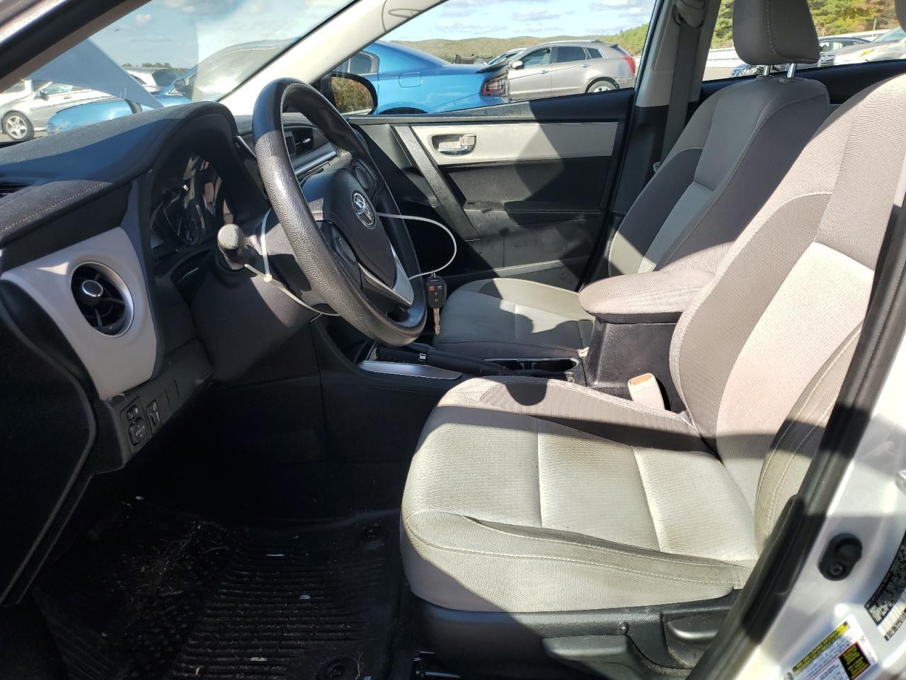 2019 TOYOTA COROLLA L - Image 7