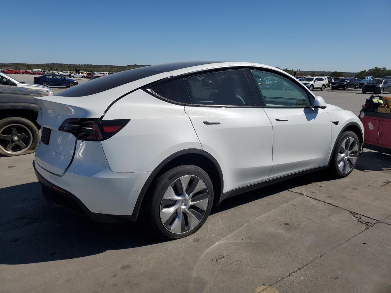 2022 TESLA MODEL Y - Image 3