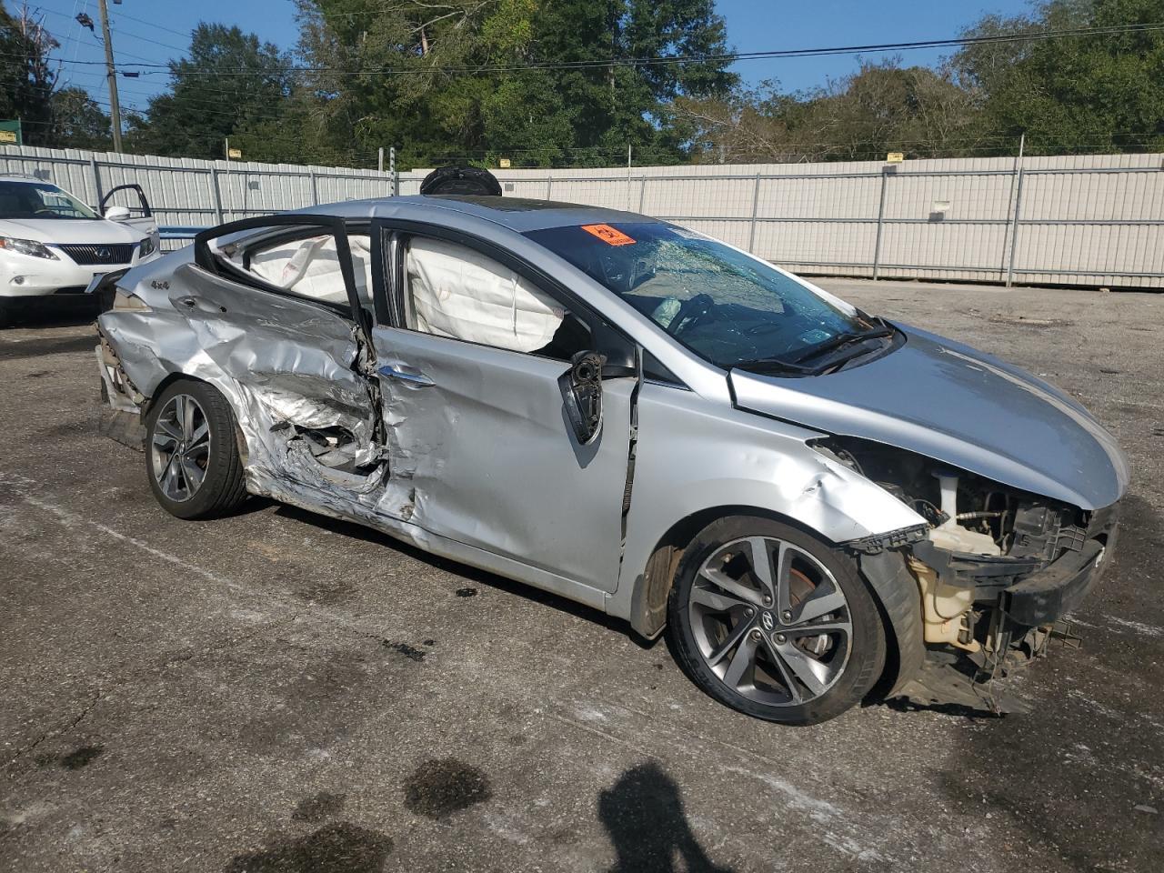 2014 HYUNDAI ELANTRA SE - Фото 4