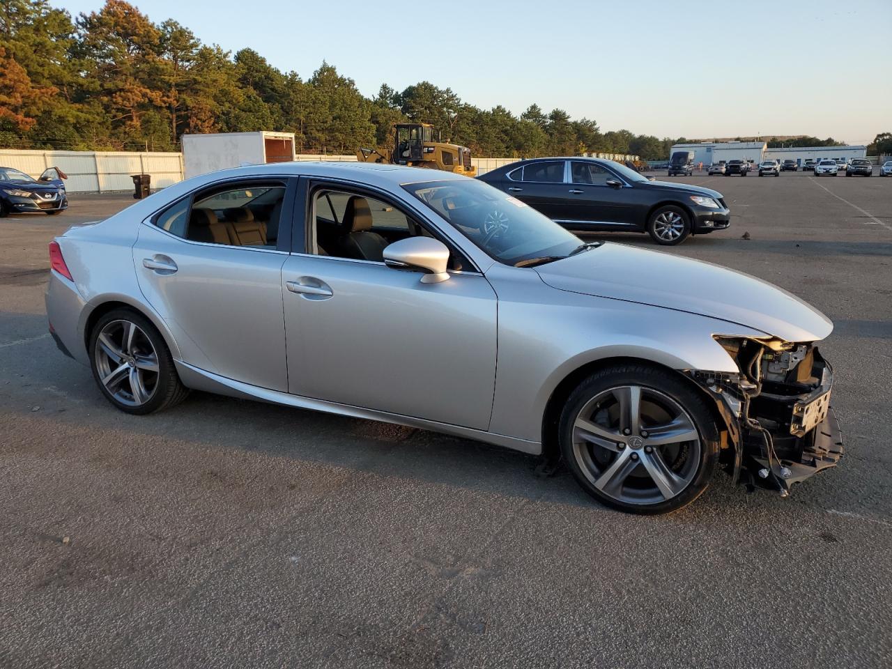 2019 LEXUS IS 300 - Image 4