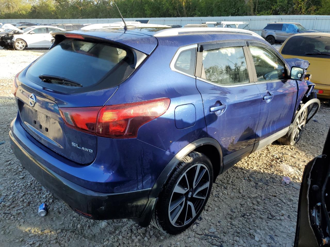 2017 NISSAN ROGUE SPT - Image 3