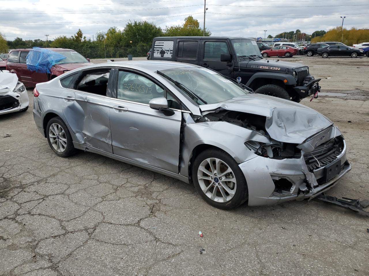 2020 FORD FUSION SE - Image 4