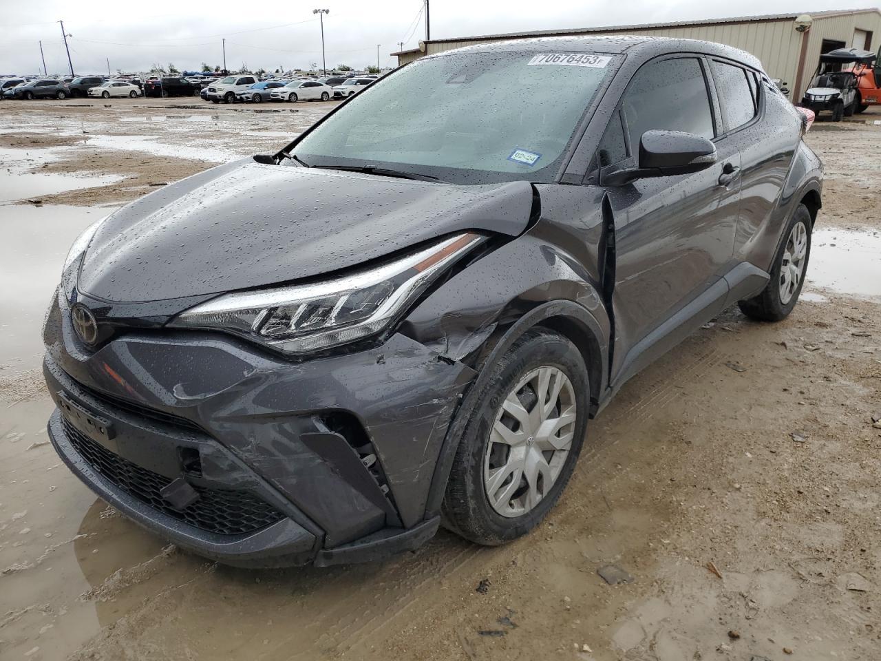 2021 TOYOTA C-HR XLE