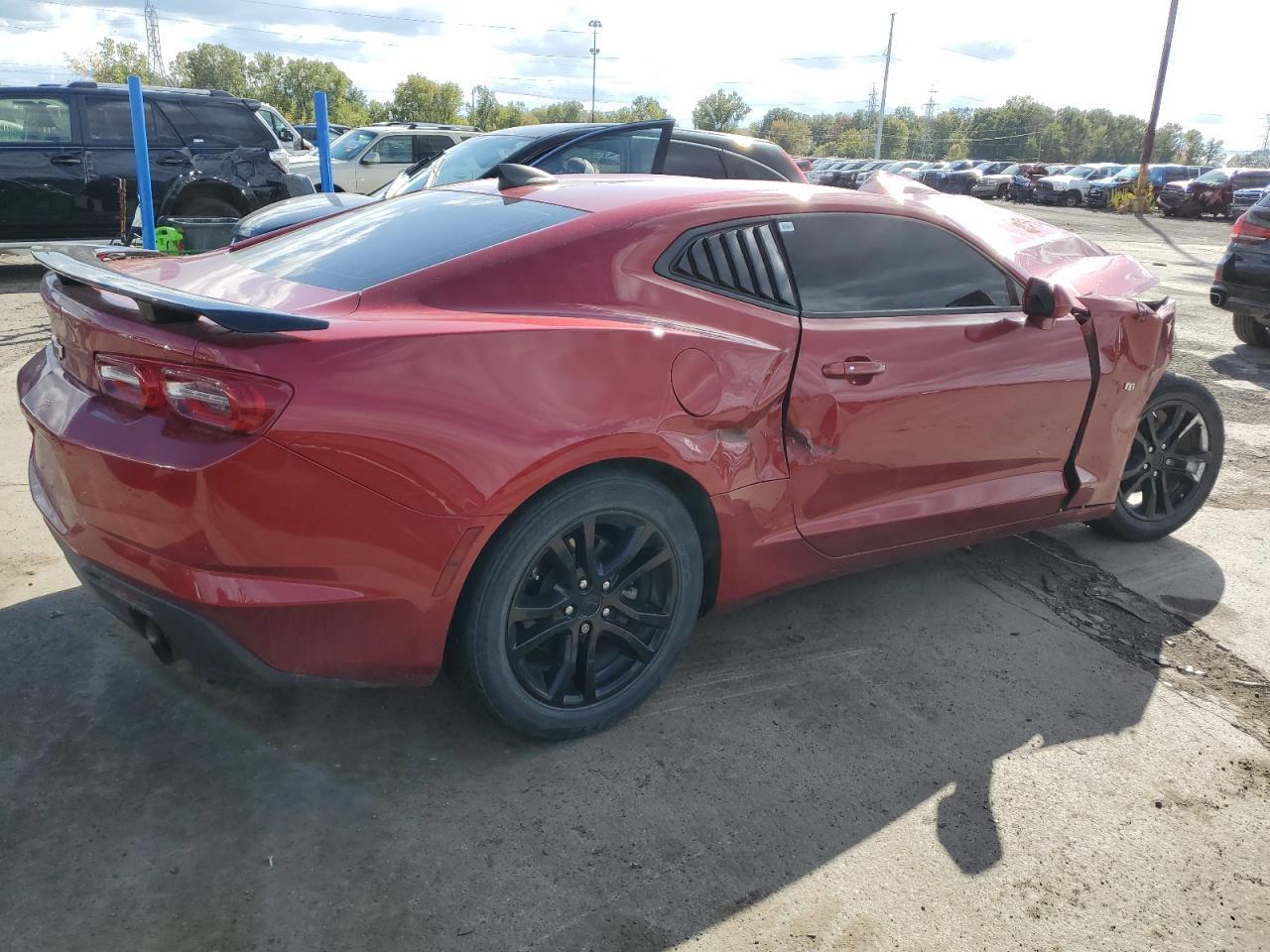2019 CHEVROLET CAMARO LS - Фото 3