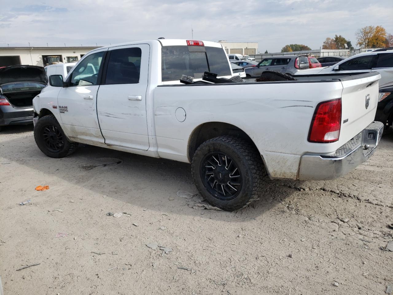2020 RAM 1500 CLASS - Фото 2