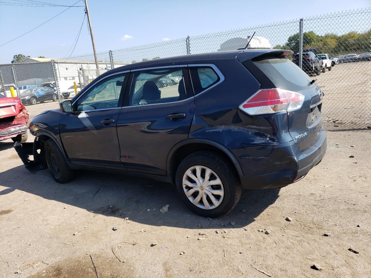 2016 NISSAN ROGUE S - Фото 2