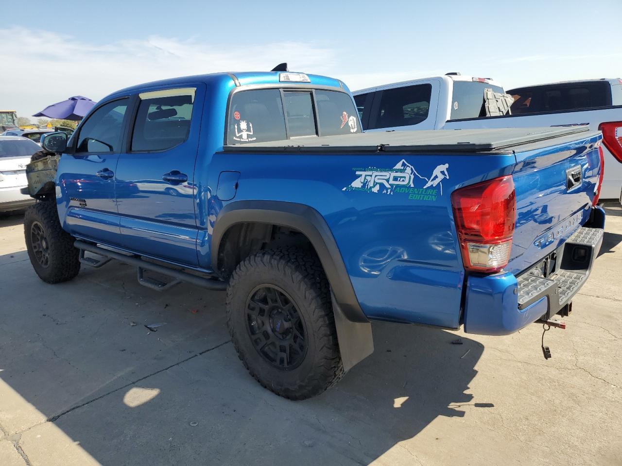 2016 TOYOTA TACOMA DOU - Фото 2