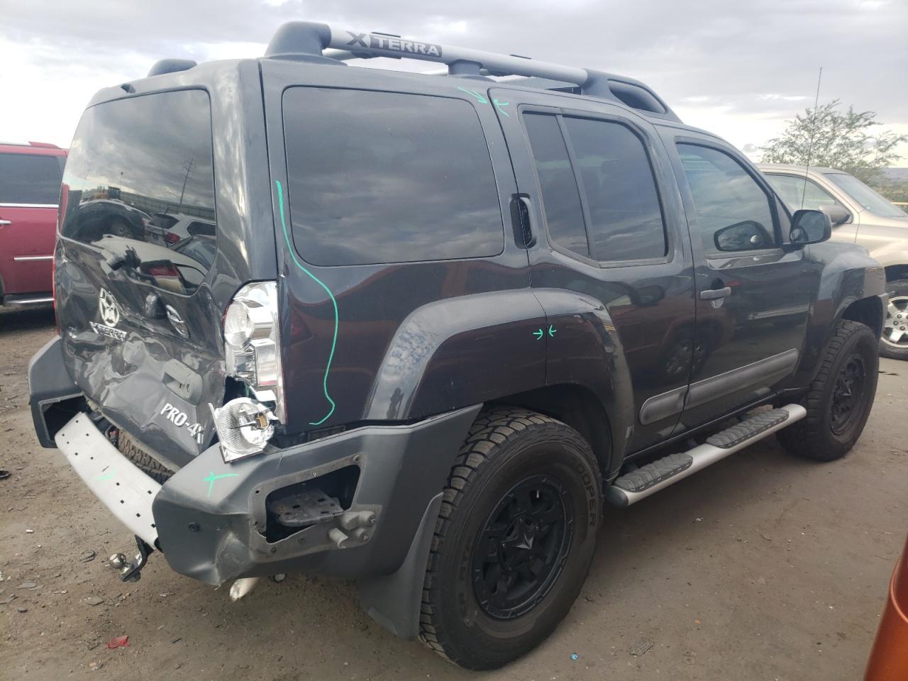 2013 NISSAN XTERRA X - Фото 3
