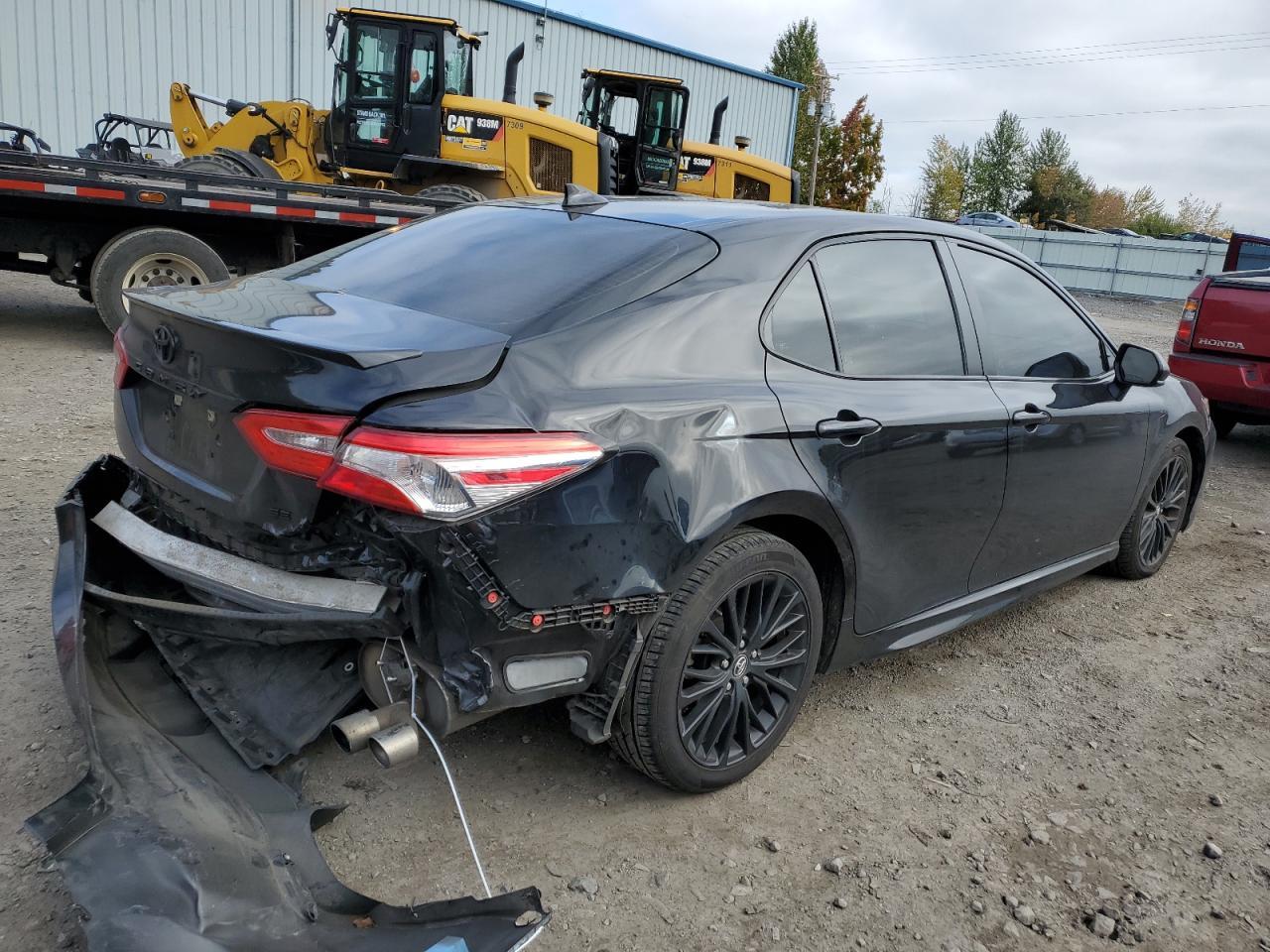 2020 TOYOTA CAMRY SE - Image 3